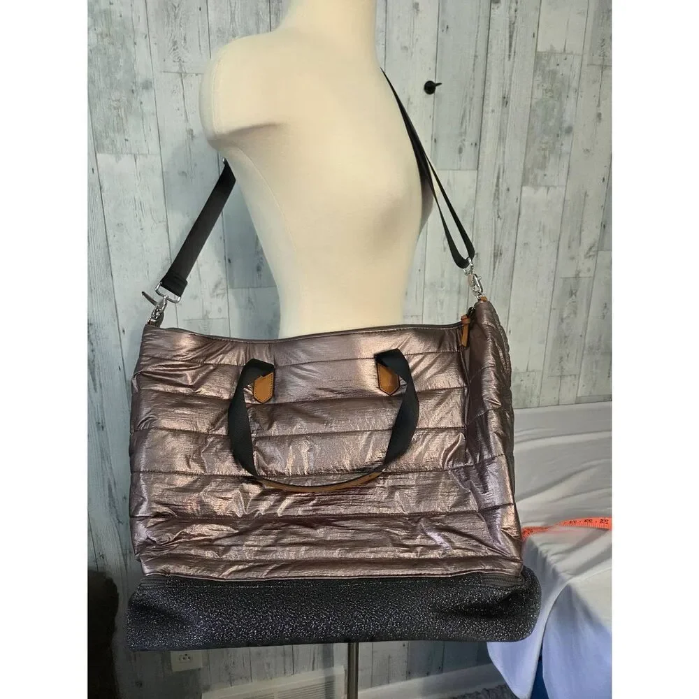 Stella & Dot Crush It Quilted Getaway Weekender Gym Bag